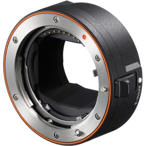 Adaptor montare Sony LA-EA5 pentru obiective A-Mount, design compact