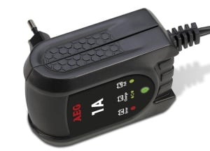 AEG Automotive 97175 Baterie cu microprocesor Pulser MB 10 12 volti Battery Trainer 4 trepte incarcator de intretinere continua cu functii de sigurant - Img 2