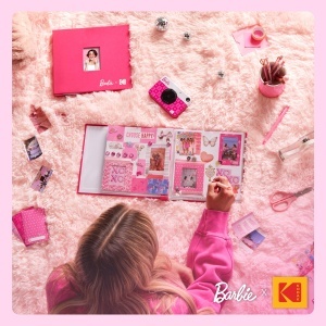 Album foto Barbie x Kodak, 20 pagini, roz, 8x8 inch - Img 6