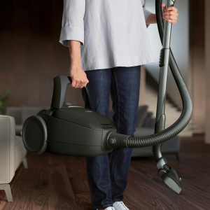 Aspirator AEG VX82-1-OKO, 600W, 75 material reciclat, negru - Img 2