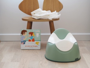 Babytopf Beaba Ergonomic Verde Salvie Rutschhemmende Stabilitate si Igiena - Img 2