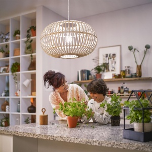 Bec LED Philips Classic ultra-eficient cu clasa de eficienta energetica A, inlocuieste 60W, baza E27, clara, lumina alba calda (2700K), reglabil, generatie veche - Img 5