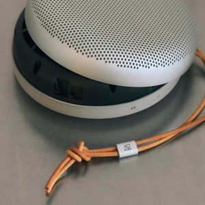 Boxa Bluetooth Bang Olufsen Beosound A1 (3. Gen) - Aluminium, IP67, 24 ore autonomie - Img 3
