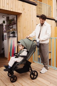 Carucior copii MoMi MIYA EVA pliabil 5 puncte siguranta accesorii incluse - Img 14