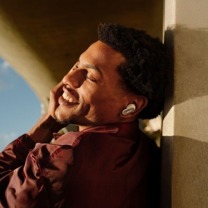 Casti audio Bose QuietComfort Ultra, Noise-Cancelling, 6 ore autonomie, alb - Img 3