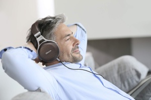 Casti audio Denon AHD5200EM Premium, 50mm, Zebraholz, Piele sintetica - Img 2