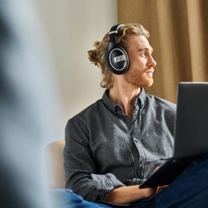 Casti audio Sennheiser HD 599 SE Refurbished, over-ear, sunet de inalta definitie - Img 2