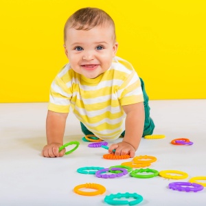 Catarama pentru carucior Bright Starts Lots of Links, 24 Fun Links, usor de curatat - Img 6