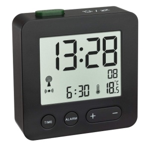 Ceas de perete digital TFA Dostmann 60.2545.01, negru, cu afisaj temperatura si snooze