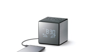 Ceas radio Sony XDR-C1DBP, DABDAB, afisaj digital, incarcator USB - Img 2