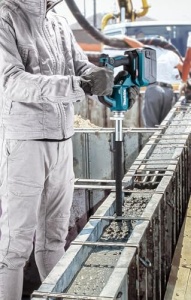 Compactator beton Makita VR001GZ, 40V, 2 moduri de operare, fara acumulator, negru - Img 12