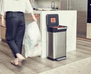 Cos de gunoi Joseph Joseph Titan 30L, inox, sistem compactare, filtru mirosuri - Img 7