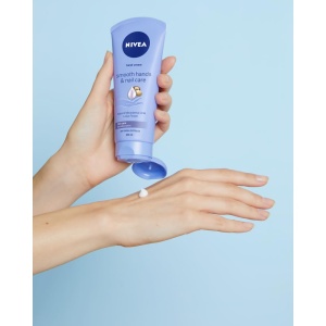 Crema de maini NIVEA 100ml cu Macadamia si Lotus, Formula Vegana - Img 3