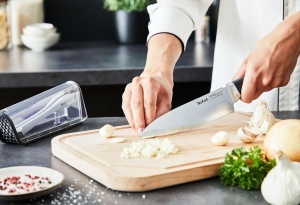 Cutit bucatarie Tefal Ever Sharp K2569104 165 cm otel inoxidabil german tehnologie de ascutire integrata - Img 7