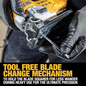 Dewalt 18V Fir Pendulum Stroke DCS335NT (fara perii, suport reglabil din aluminiu turnat sub presiune, cursa de pendul de 3 ori, incl. adaptor de aspiratie, tampon de protectie pentru saboti de ferastrau, TSTAK Box II, livrare fara baterie) - Img 4