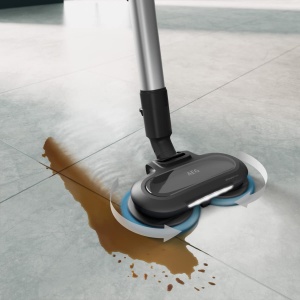 Duza de mop AEG AZE157 UltimatePower pentru aspirator fara fir AEG 8000 (duza pentru curatare umeda eficienta, functie de stergere, 2 tampoane de curatare rotative, sticla de pulverizare cu apa, lumina frontala LED, negru) - Img 7