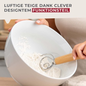 Fackelmann Agitator de aluat pentru paste, focaccia si aluat - Tel pentru aluat aerisit - Tel danez cu maner ergonomic din lemn de, argintiu/maro - Img 4