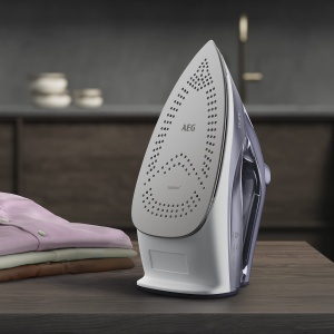 Fier de calcat AEG SI6-1-2MN, 2400W, 160g abur, albastru - Img 4