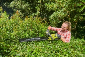 Fierastrau electric pentru gard viu RYOBI RY36HT60A-0, 60 cm, fara acumulator si incarcator - Img 5