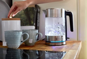 Fierbator Russell Hobbs Compact Home 24190-70 08L LED Albastru 2200W - Img 6