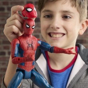 Figurina Spider-Man Titan Serie Hasbro, 29,2 cm, cu accesorii - Img 7