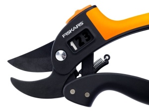 Foarfeca de gradina Fiskars PowerStep P83, 19 cm, pentru ramuri uscate, negruorange - Img 8
