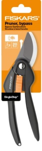 Foarfece de gradina Fiskars Bypass pentru ramuri si crengute proaspete, acoperite cu ecran antiaderent, lame din otel de inalta calitate, lungime: 20 cm, negru/portocaliu, SingleStep, P26, 1000567 - Img 7