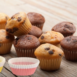 Forma de copt pentru muffins Zenker 684848, 100 buc, 5 cm, colorate - Img 2