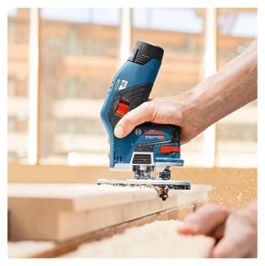 Freza de margini Bosch Professional GKF 12V-8 Sistem 12V Design ergonomic - Img 4