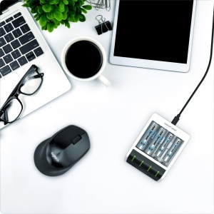 Incarcator inteligent ANSMANN Comfort Smart cu 4x AA 2100mAh, USB, Negru - Img 6