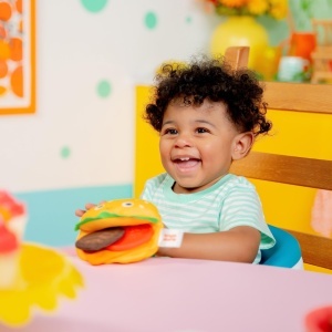 Inel de ros Bright Starts Say Cheeseburger, BPA-free, unisex, 3 luni - Img 7