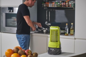 Insecticid electric RYOBI RY18BZA-0, 30 m, Timer 2-4-6 ore, USB - Img 3