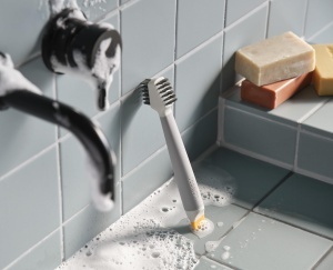 Joseph Joseph CleanTech 3-in-1 Perie Detaliata pentru Curatare cu Maner Antialunecare - Img 3
