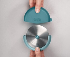 Joseph Joseph Duo Pizzaschneider Rola de taiat pizza cu protectie pentru lama Teal - Img 3