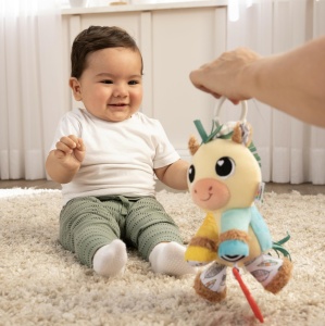 Jucarie senzoriala Lamaze Carson Clydesdale Clip Go pentru bebelusi 0-6 luni - Img 4