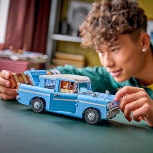 LEGO Harry Potter Ford Anglia 76470 Set cu Functii Magice si Figurine - Img 7