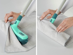 Leifheit Rubber Broom Click System cu supraperi igienici si racleta de apa, matura pentru interior si exterior, cap de matura cu peri de cauciuc pentru curatare temeinica, fara maner - Img 3