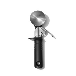 Lingura de inghetata OXO cu mecanism de eliberare, ergonomica, BPA-free
