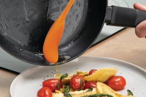 Lingura din silicon Fackelmann 40369, 28,3 x 5,5 cm, ergonomica, neagra sau portocalie - Img 2