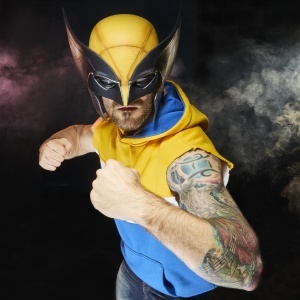Masca Wolverine Premium Hasbro, 11, Culoare Galbena si Neagra - Img 6