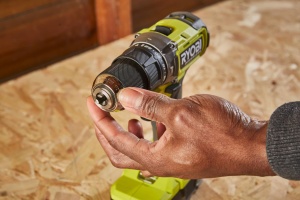 Masina de gaurit combinata cu acumulator fara perii RYOBI 18 V ONE+ RPD18BL1-2C42S, cuplu maxim 54 Nm, mandrina fara cheie, G5 GripZone, incl. 1 x 18V 4,0 Ah si 1 x 18V 2,0 Ah baterie si incarcator - Img 6