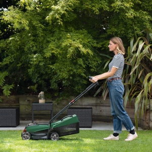 Masina de tuns iarba Bosch CityMower 18V-32-300, 18V, 4Ah, 32 cm - Img 3