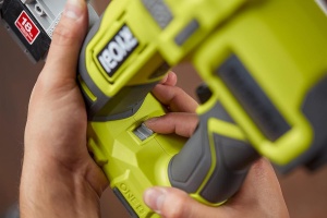 Nagler RYOBI 18 V ONE R18GN18-0, pentru T-Naguri de 1,2 mm, magazin 105 bucati - Img 5