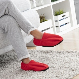 Papuci de casa InnovaGoods, incalzire in cuptor cu microunde, culoare rosie, unisex - Img 7