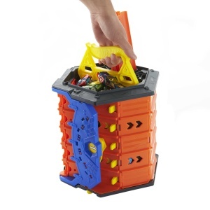 Pista de Curse Hot Wheels HGK41 - 5 piste, capacitate 80 masini, cu maner de transport - Img 3