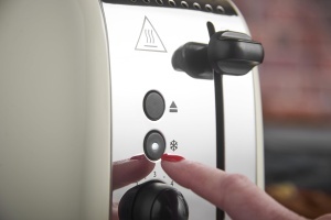 Prajitor de paine Russell Hobbs 26551-56, 1600W, 2 felii, functii multiple, crem - Img 3