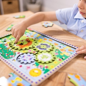 Puzzle din lemn pentru copii Melissa Doug, 24 piese, cu roti dintate, tematica animale - Img 7