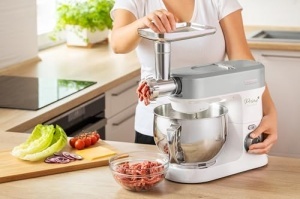 Robot de bucatarie multifunctional Sencor supraechipat, puternic 1200W, accesorii complete, bol mare din otel inoxidabil de 5L, iluminare LED, blender, masina de tocat carne, masina de prajituri si capac magnetic - Img 3