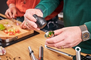 Rosle Aroma Ei Inox Pentru Condimente si Ceai Usor de Curatat - Img 3