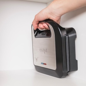 Sandwich Maker Ufesa Sierra, 750W, Capacitate 2 Panini, Design Compact - Img 5